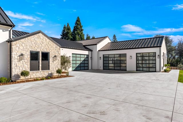 2735 Rattlesnake Rd, Newcastle, CA 95658