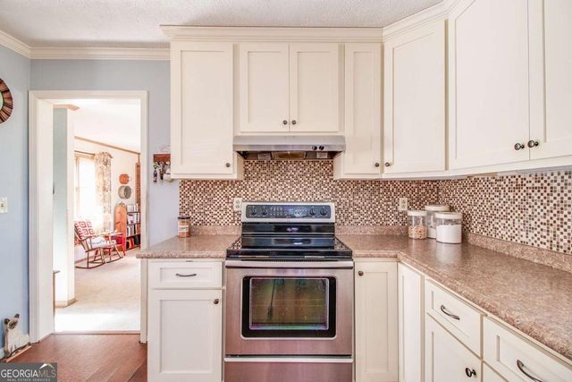 1733 Lamancha Drive, Lawrenceville, GA 30044