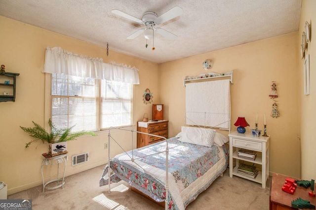 1733 Lamancha Drive, Lawrenceville, GA 30044