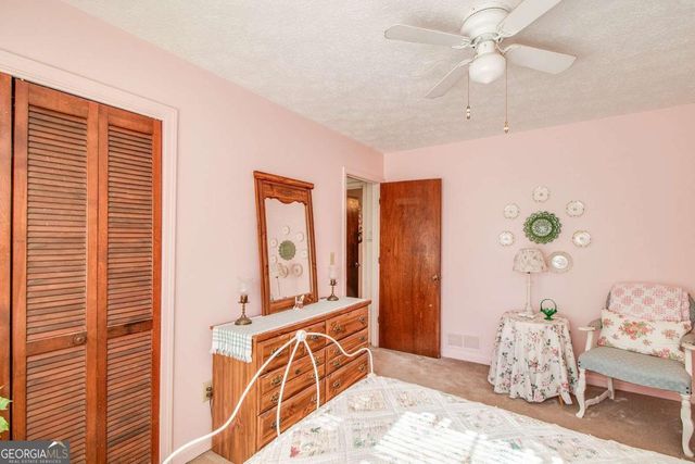 1733 Lamancha Drive, Lawrenceville, GA 30044