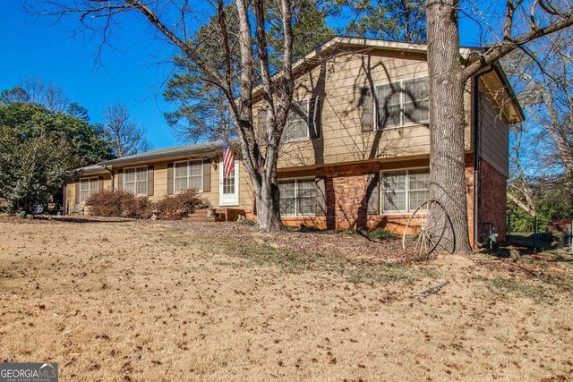 1733 Lamancha Drive, Lawrenceville, GA 30044