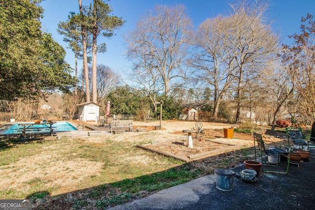 1733 Lamancha Drive, Lawrenceville, GA 30044