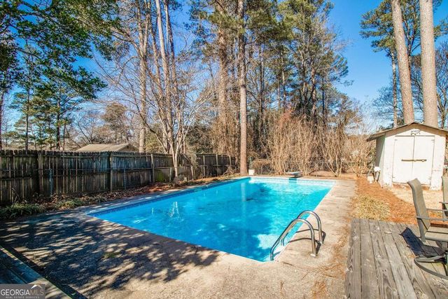 1733 Lamancha Drive, Lawrenceville, GA 30044