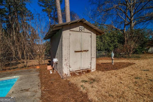 1733 Lamancha Drive, Lawrenceville, GA 30044