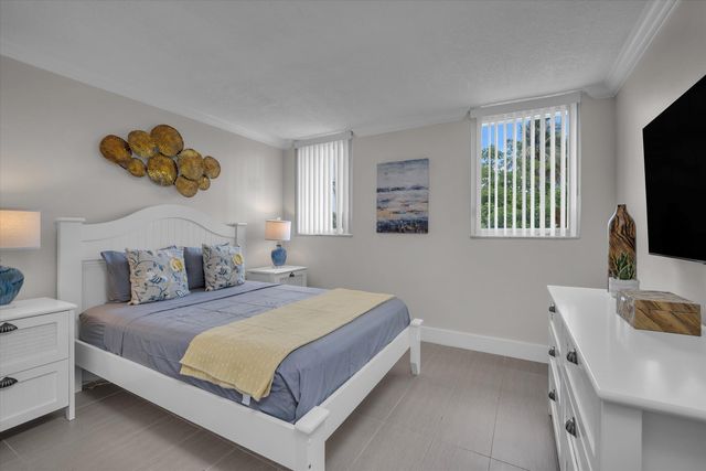 601 N Ocean Boulevard 203, Boca Raton, FL 33432