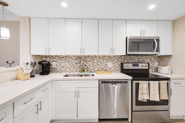 601 N Ocean Boulevard 203, Boca Raton, FL 33432