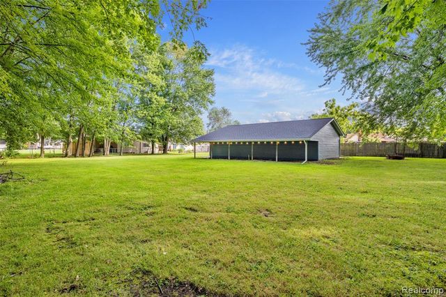 51707 Washington Street, New Baltimore, MI 48047