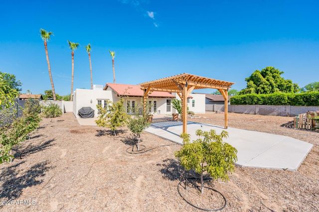 11847 N BANCROFT Drive, Phoenix, AZ 85028
