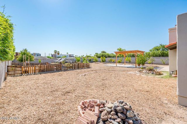 11847 N BANCROFT Drive, Phoenix, AZ 85028