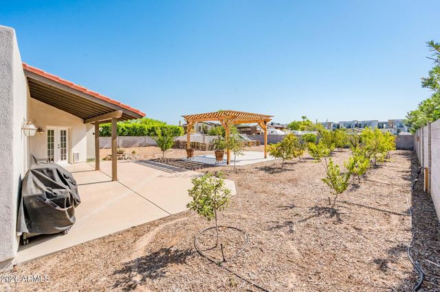 11847 N BANCROFT Drive, Phoenix, AZ 85028
