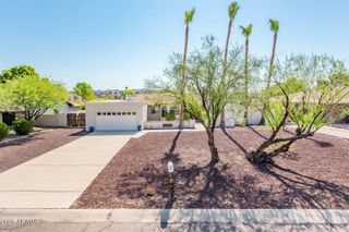 11847 N BANCROFT Drive, Phoenix, AZ 85028