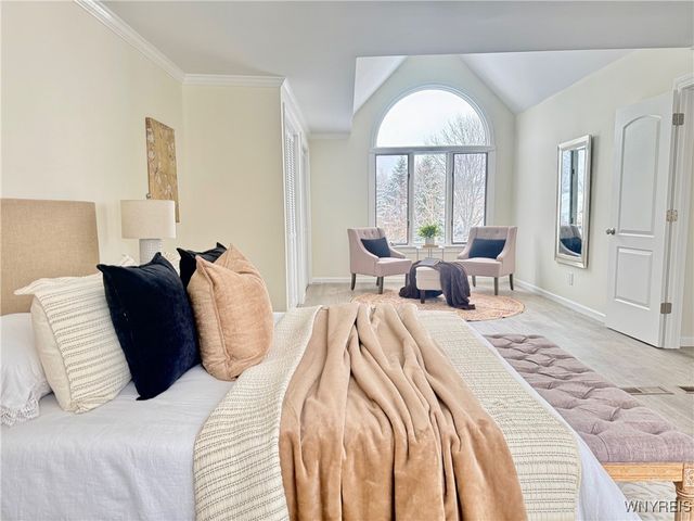 400 Tiburon Lane, Amherst, NY 14051