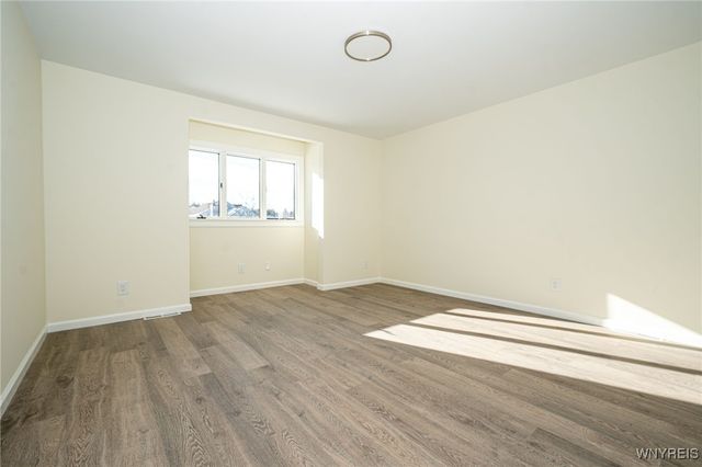 400 Tiburon Lane, Amherst, NY 14051