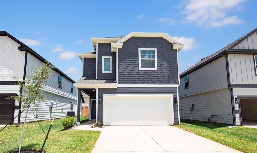 2340 Pipefish Drive, Conroe, TX 77384