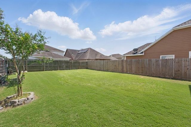 1193 Stallion Ridge, Alvin, TX 77511