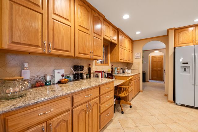 5200 W 103rd St S, Peck, KS 67120