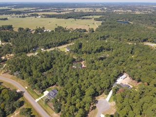 9400 Old Cedars Drive, Plantersville, TX 77363