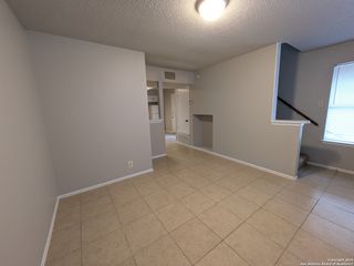330 W Byrd Blvd Unit 2, Universal City, TX 78148