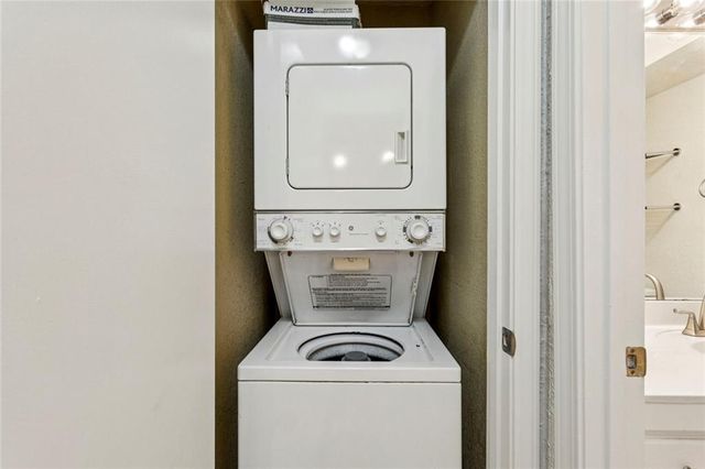 395 Pharr Road NE 302, Atlanta, GA 30305