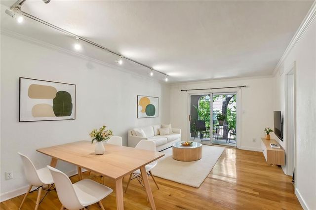 395 Pharr Road NE 302, Atlanta, GA 30305