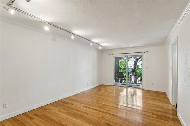 395 Pharr Road NE 302, Atlanta, GA 30305