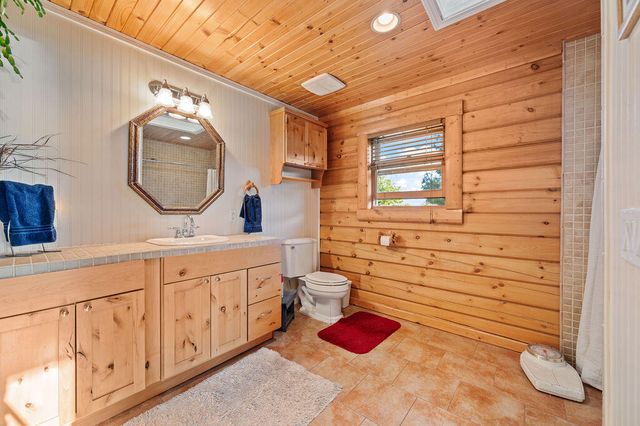 2957 Mark Court, Chiloquin, OR 97624