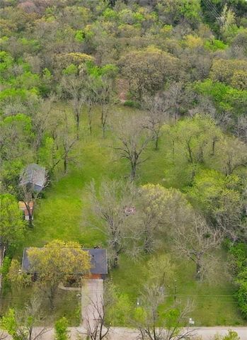 3411 E 78th Street, Kansas City, MO 64132