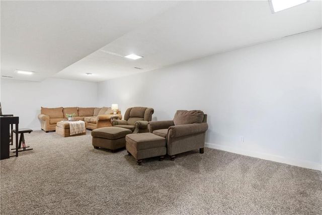 3411 E 78th Street, Kansas City, MO 64132