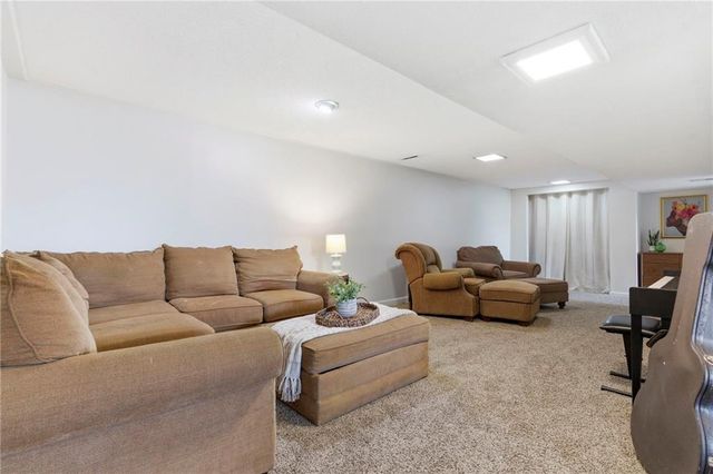 3411 E 78th Street, Kansas City, MO 64132