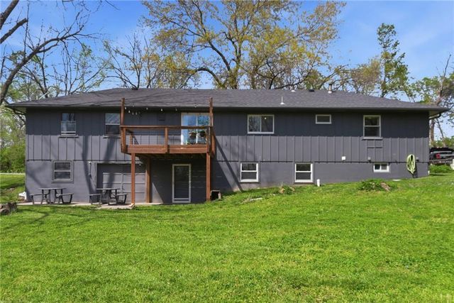 3411 E 78th Street, Kansas City, MO 64132