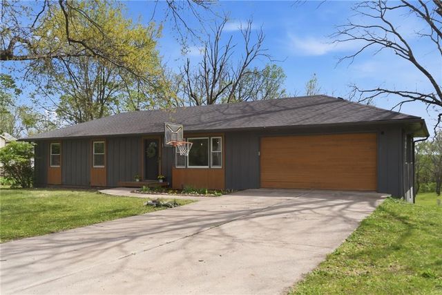 3411 E 78th Street, Kansas City, MO 64132