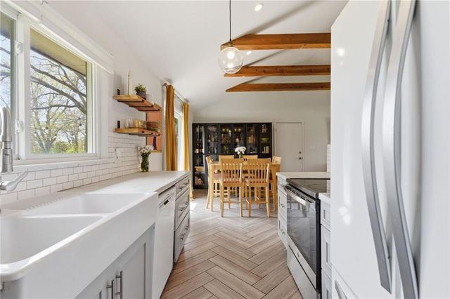 3411 E 78th Street, Kansas City, MO 64132