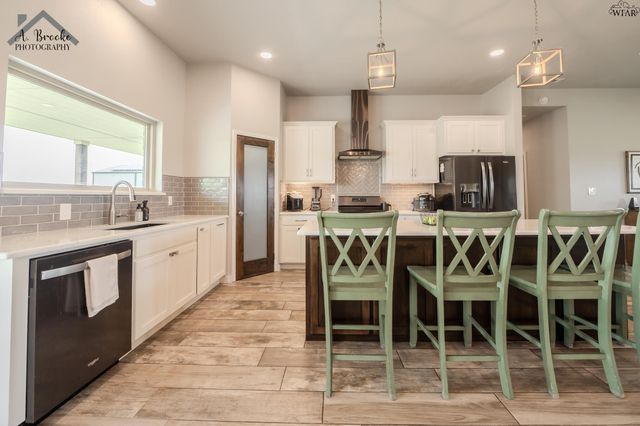 7458 ROLLER ROAD, Burkburnett, TX 76354