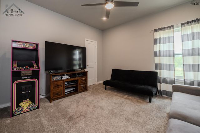 7458 ROLLER ROAD, Burkburnett, TX 76354