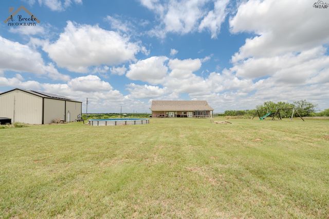 7458 ROLLER ROAD, Burkburnett, TX 76354