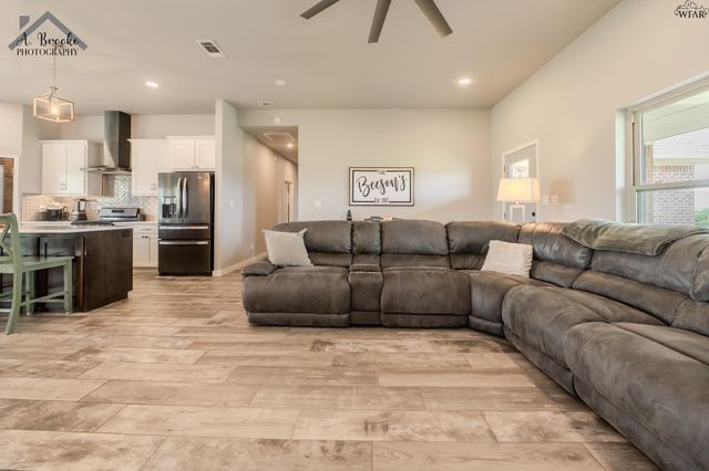 7458 ROLLER ROAD, Burkburnett, TX 76354