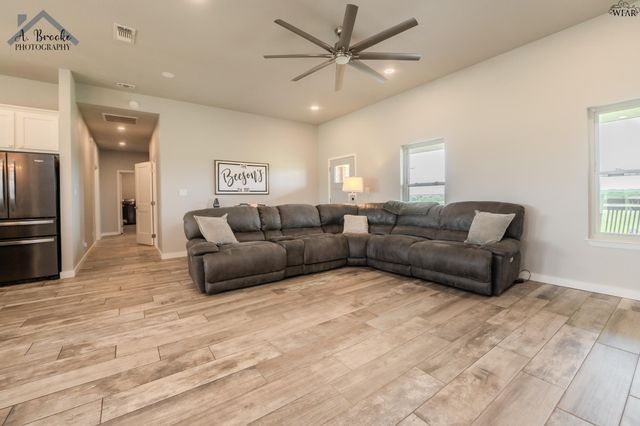 7458 ROLLER ROAD, Burkburnett, TX 76354