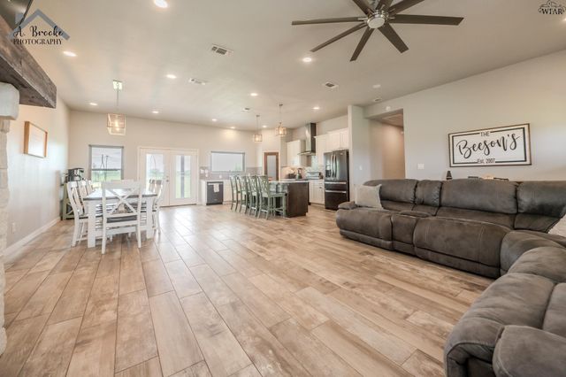 7458 ROLLER ROAD, Burkburnett, TX 76354