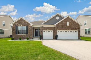 16063 S Selfridge Circle, Plainfield, IL 60586
