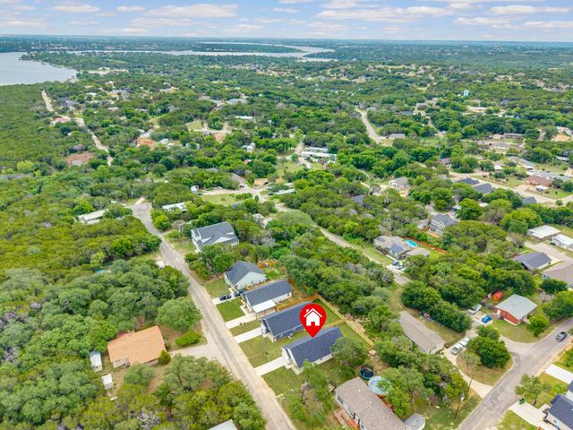 803 Arrowhead Court, Granbury, TX 76048