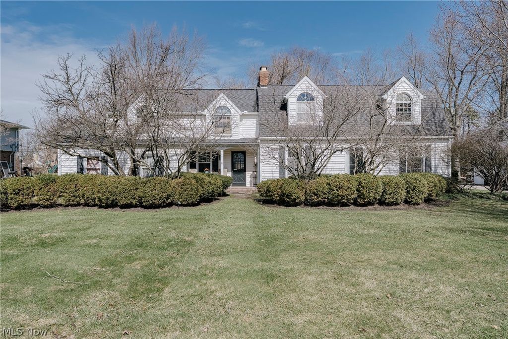 26301 Annesley Road, Beachwood, OH 44122