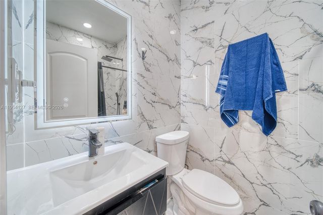 443 Barnett St, West Palm Beach, FL 33405