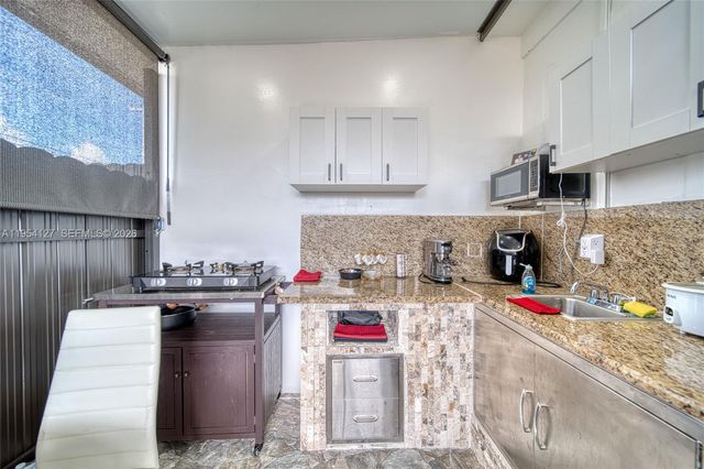 443 Barnett St, West Palm Beach, FL 33405