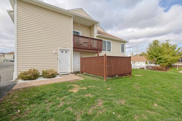1311 Whispering Hills, Chester, NY 10918