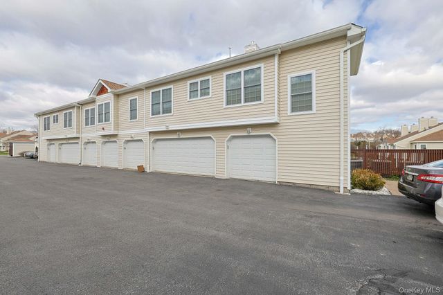 1311 Whispering Hills, Chester, NY 10918