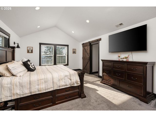 335 HILLSDALE Dr, Woodland, WA 98674