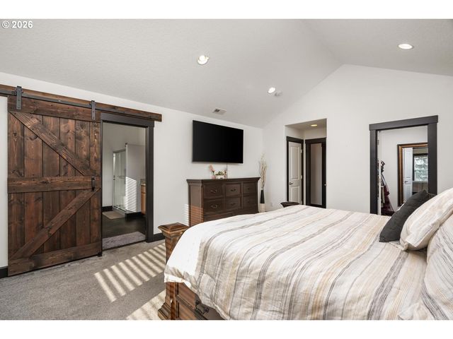 335 HILLSDALE Dr, Woodland, WA 98674