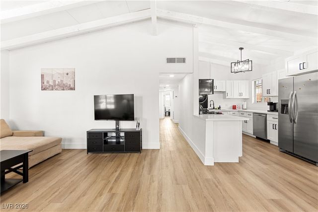 1916 Howard Avenue, Las Vegas, NV 89104