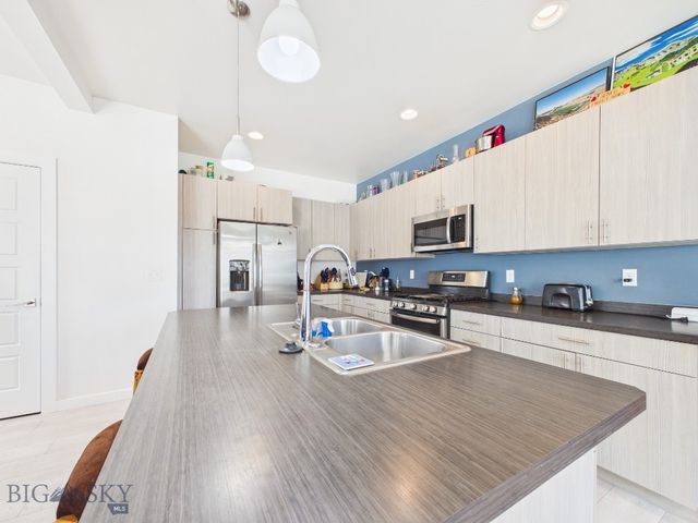 1310 Fozzie Lane C, Belgrade, MT 59714