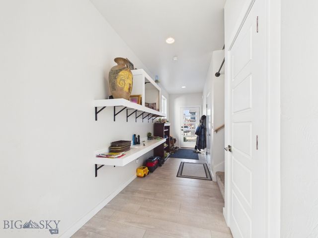 1310 Fozzie Lane C, Belgrade, MT 59714